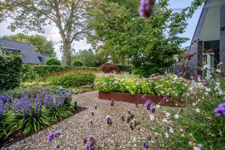 Van Buitenkeuken naar Buitenleven