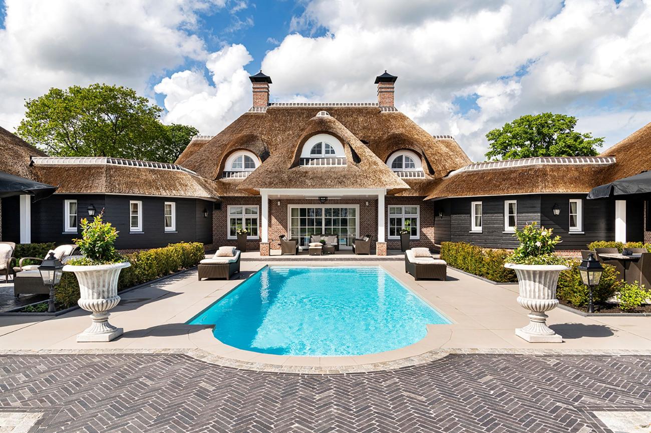 Waarom de mooiste villa's ontstaan wanneer architectuur en interieur vanaf dag één samen worden ontworpen