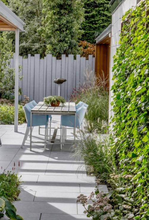 luxe tuin met terras