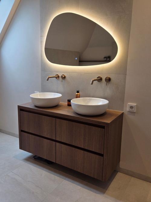 luxe badkamer meubel