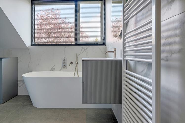 Villa met exclusieve badkamer en toilet