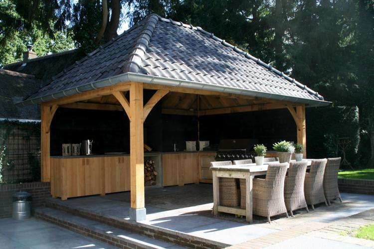 Overkapping met buitenkeuken