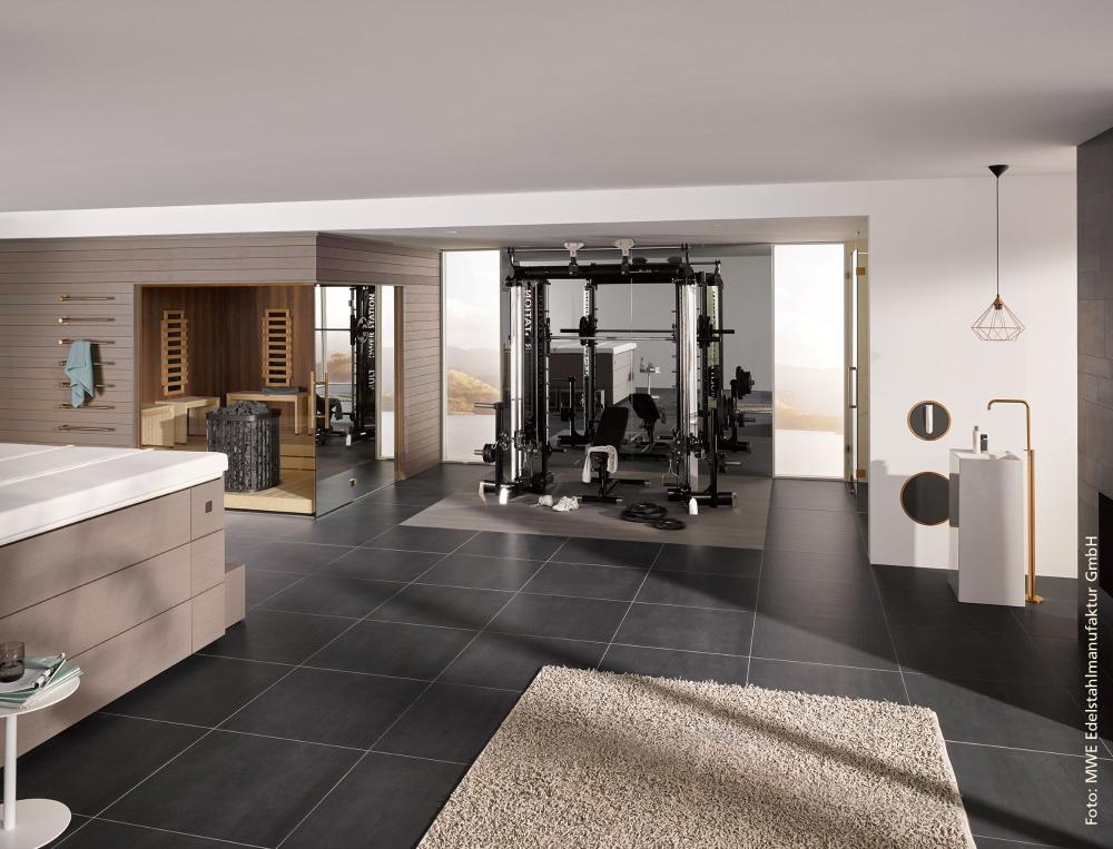 Fitness apparatuur in sportruimte