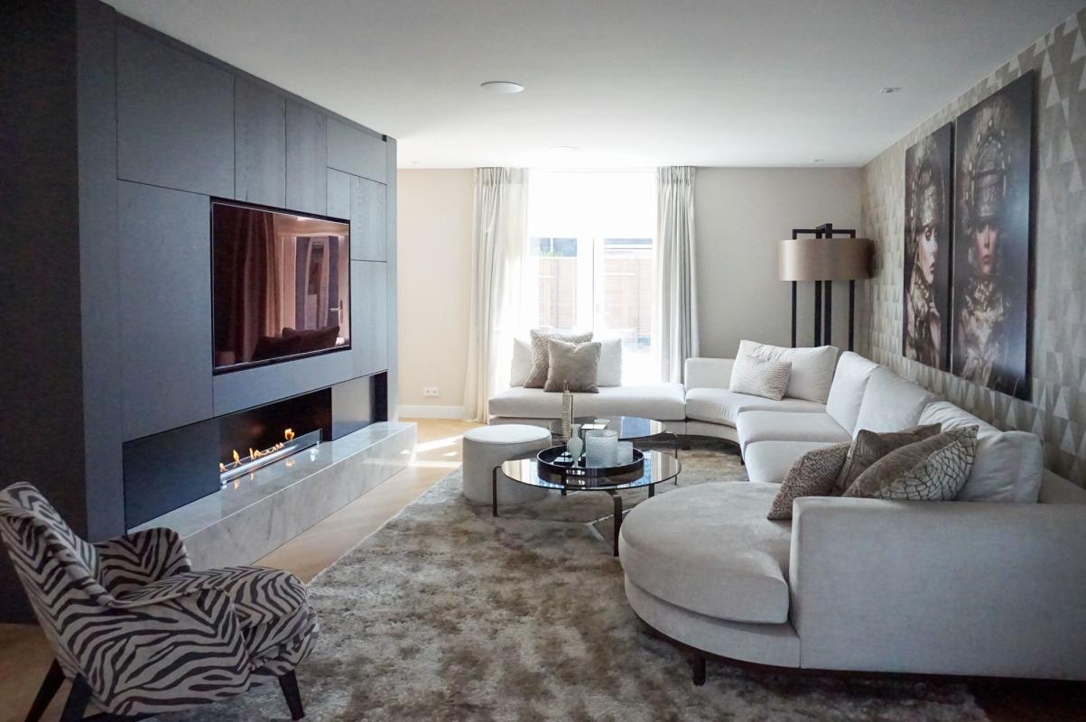 luxe haard in woonkamer