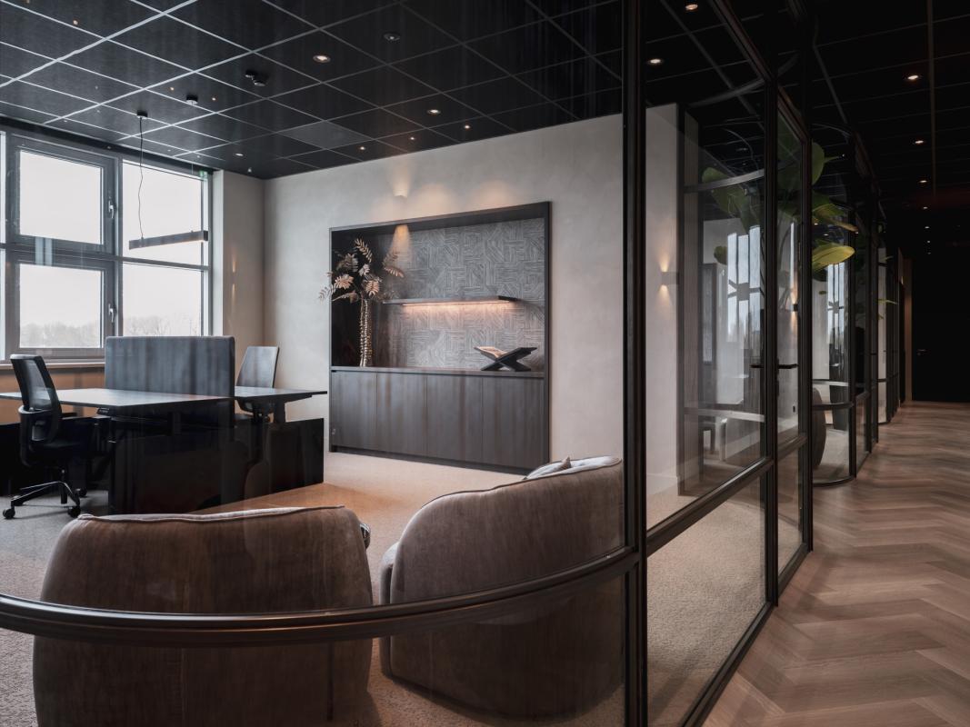 kantoor met maatwerk interieur