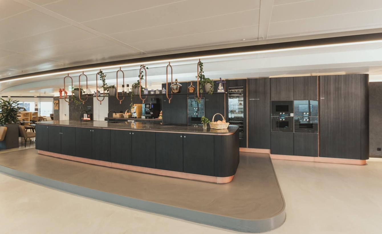 luxe bedrijfskeuken kantoor