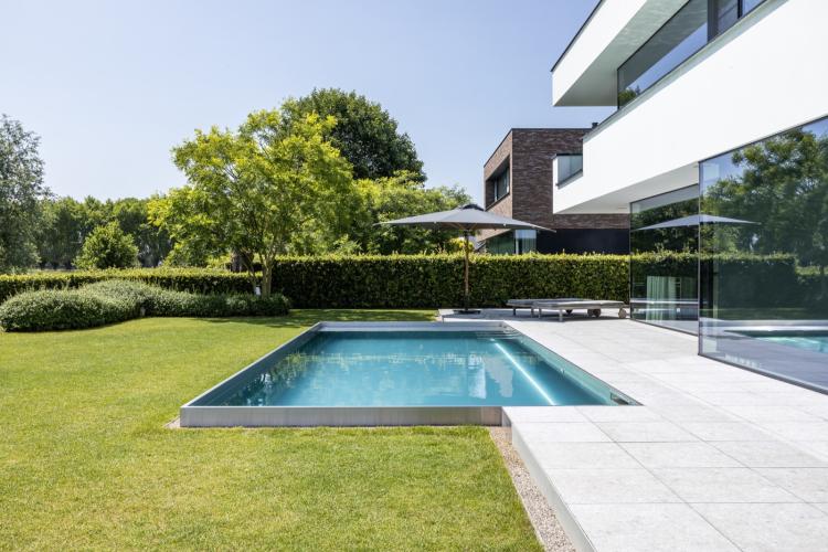Luxe inox zwembad in Eke