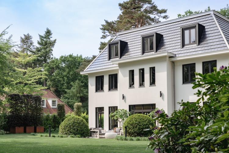 Villa in bosrijke omgeving