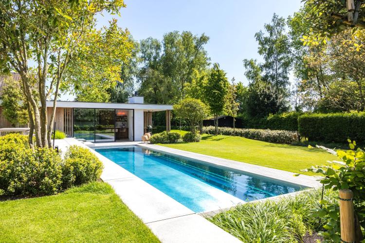 Inox hoogwaterlijn skimmer zwembad van 12x4x1,5m De Pinte