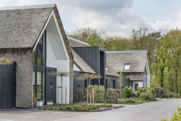Drie luxe villa's