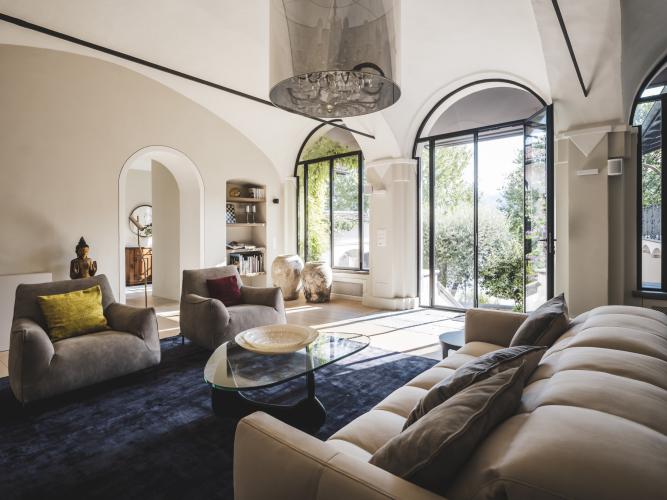 Villa at the Lago
