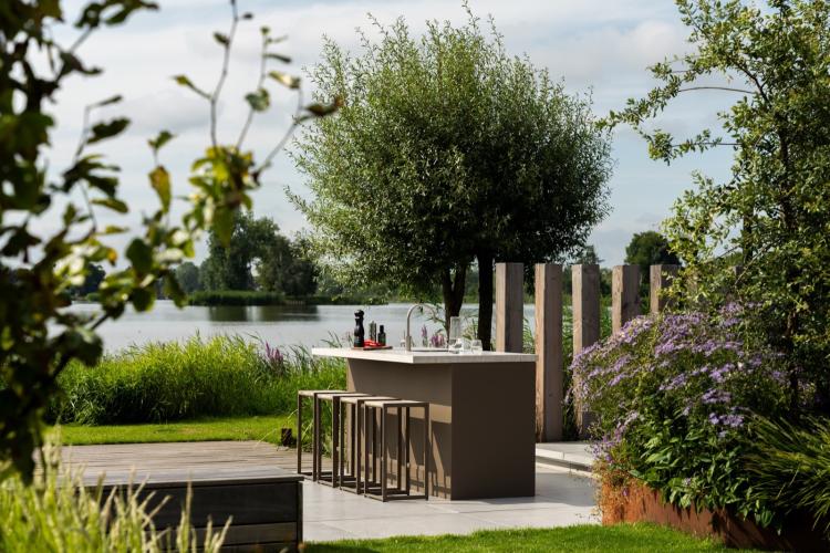 Unieke buitenbar op maat in Reeuwijk