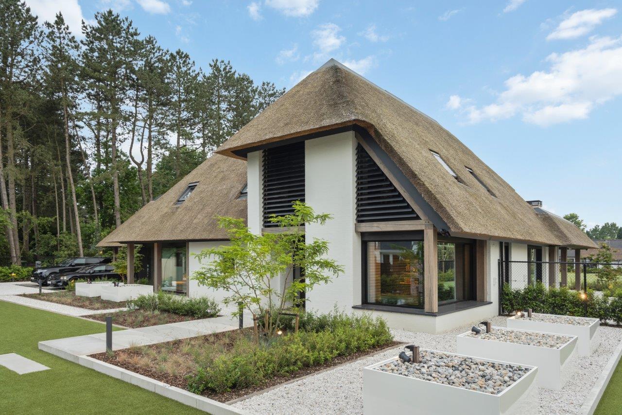Villa L