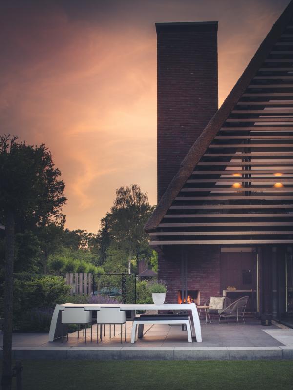 Luxe tuin bij villa met terras