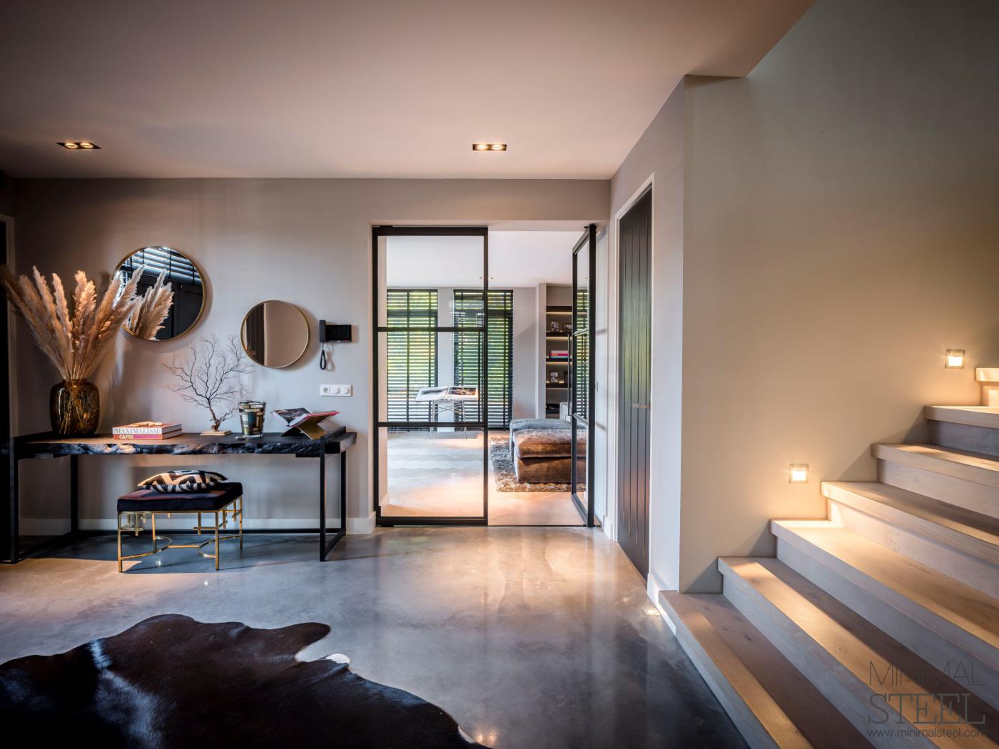 Klassieke pivot deur | Best Interiors
