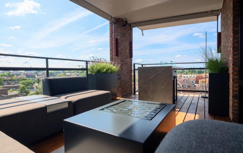 Luxueus balkon in de binnenstad