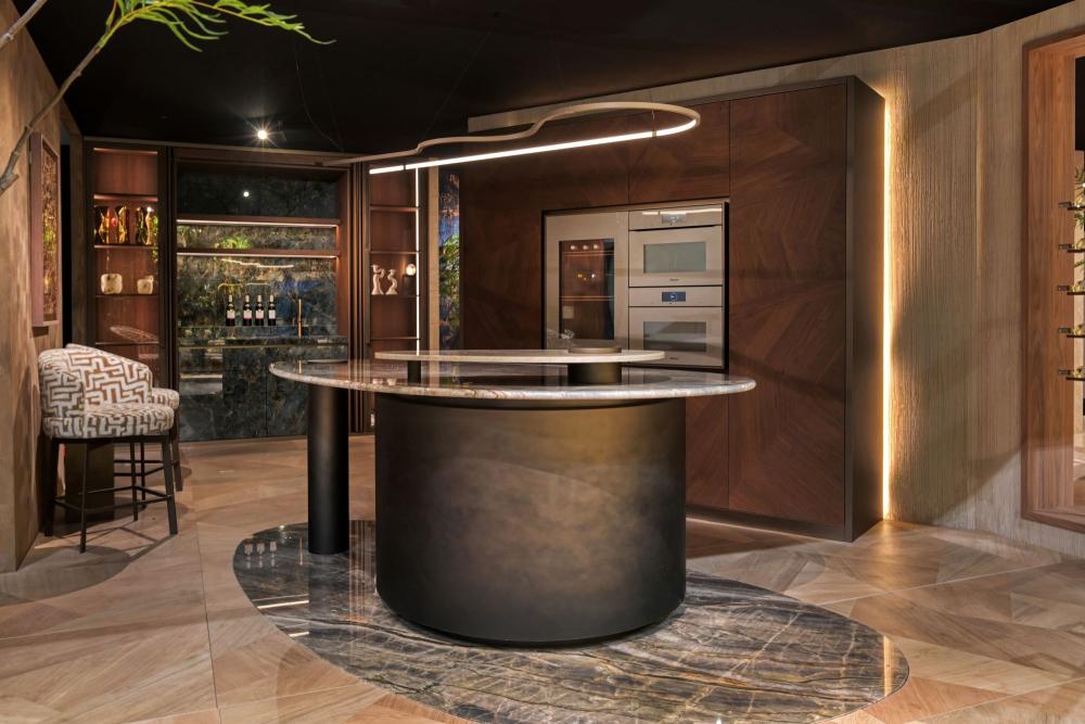 Luxe maatwerk keuken met exclusief natuursteen