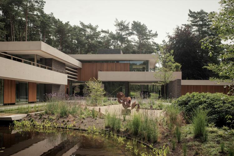 Architectonische bostuin in Bosch en Duin