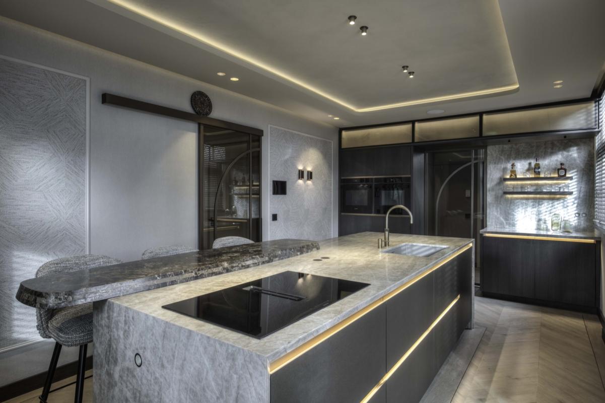 luxe keuken met kookeiland