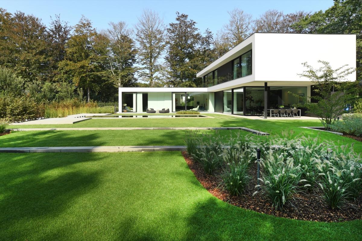 villa met luxe tuin