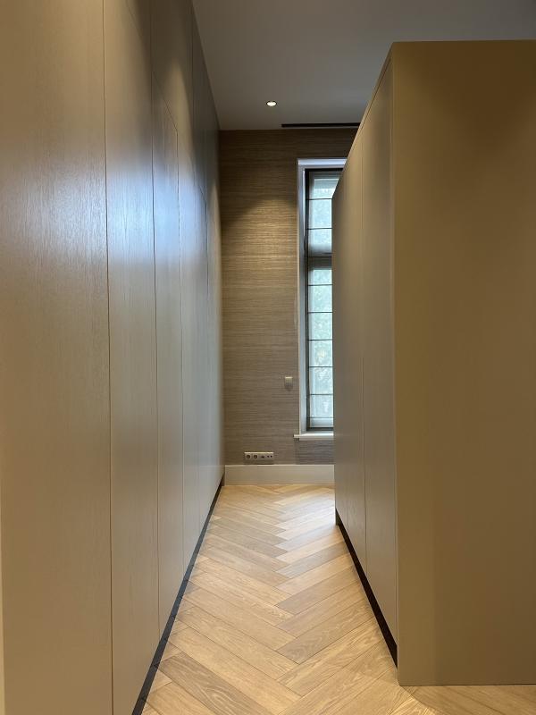 dressing met maatwerk kasten