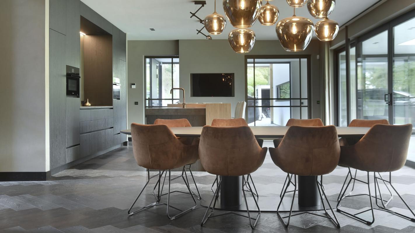 houtenvloer eetkamer