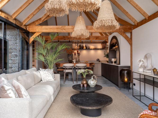 Exclusief interieur voor bijgebouw