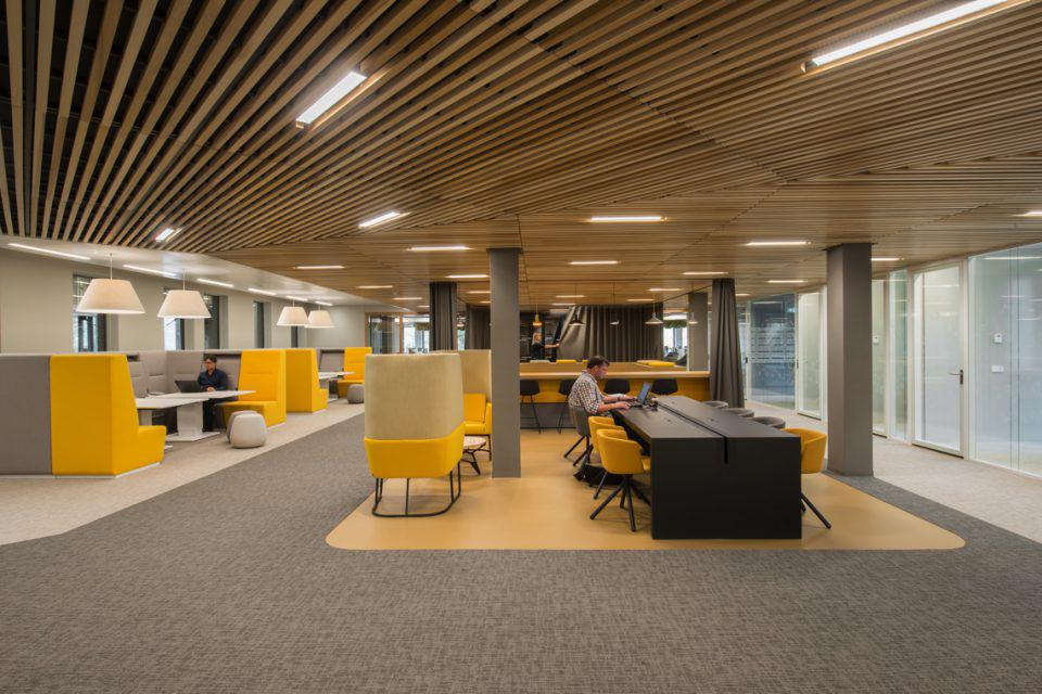 Huis van de Gemeente Panningen | Best Interiors