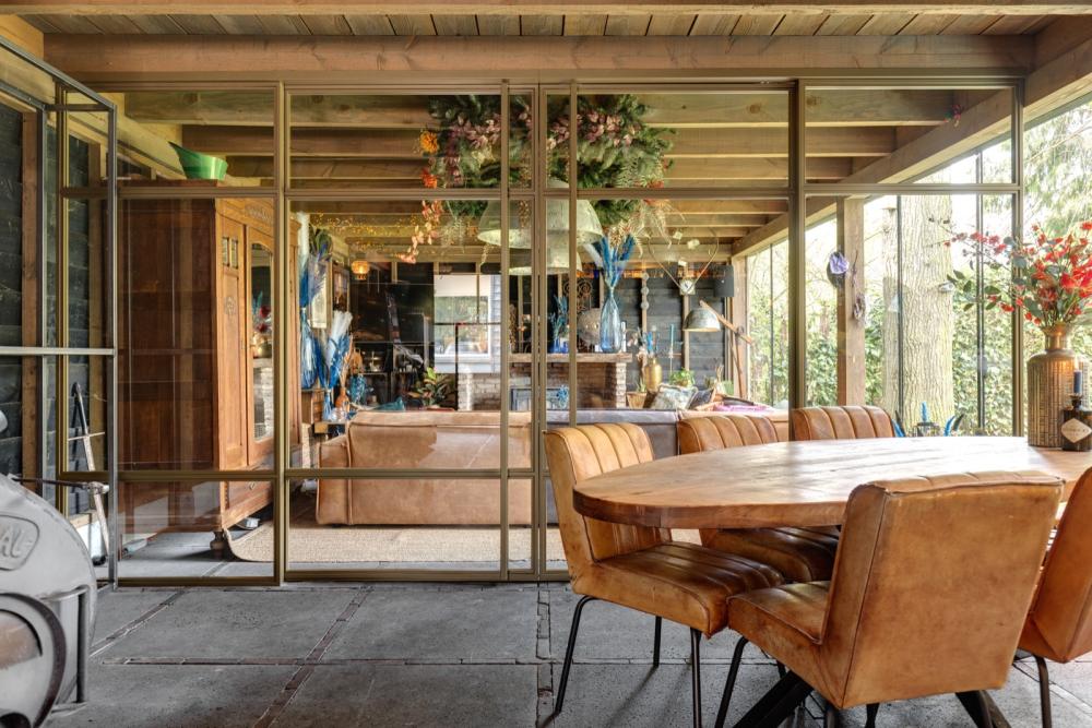 Villa met exclusieve staal toepassingen