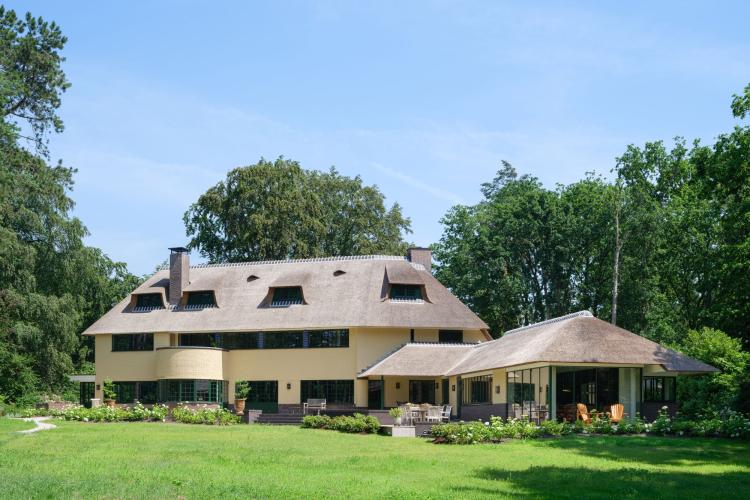 Een landhuis tussen verleden en toekomst