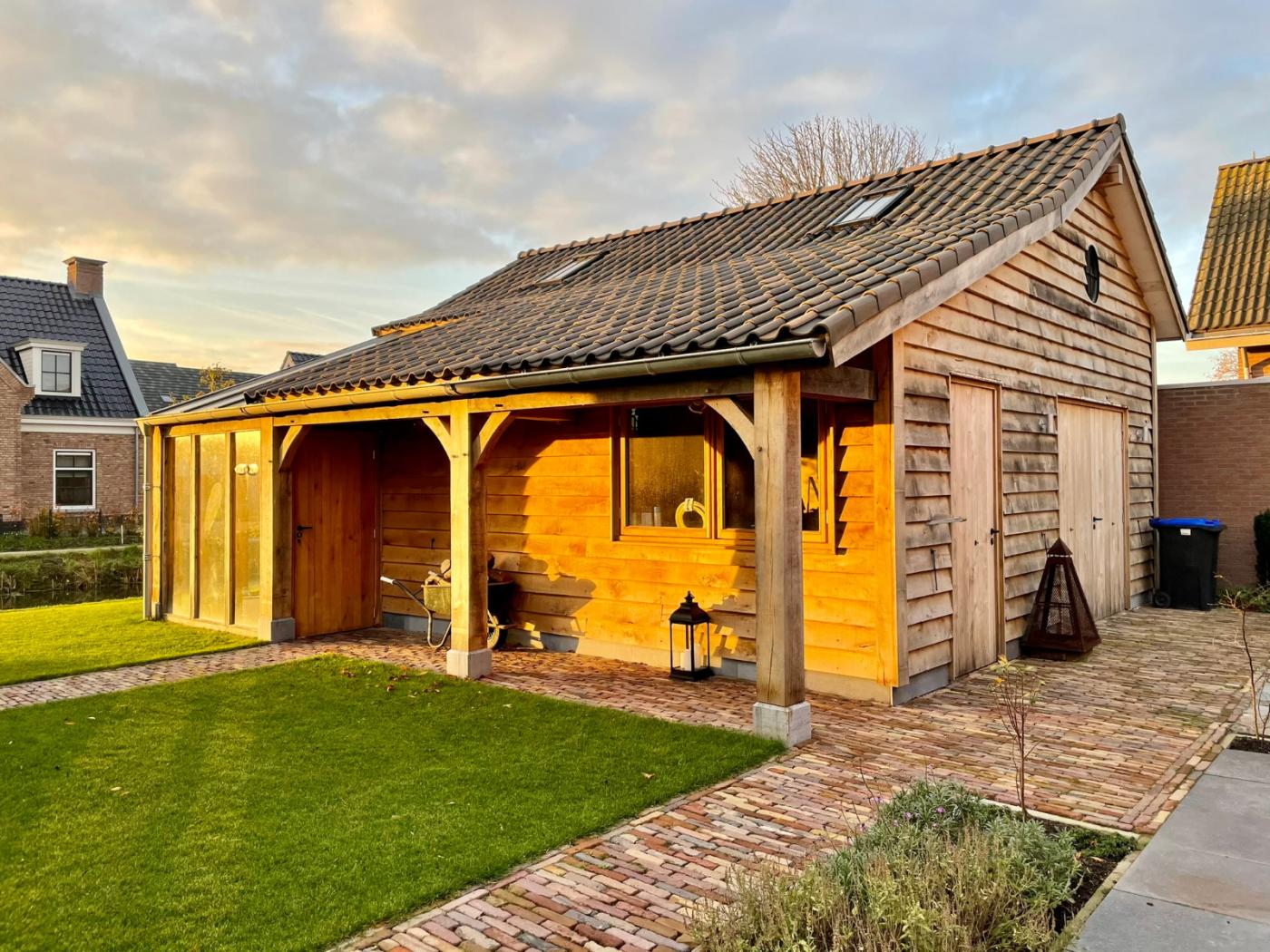 Exclusieve maatwerk bijgebouwen in tuin | Best Interiors