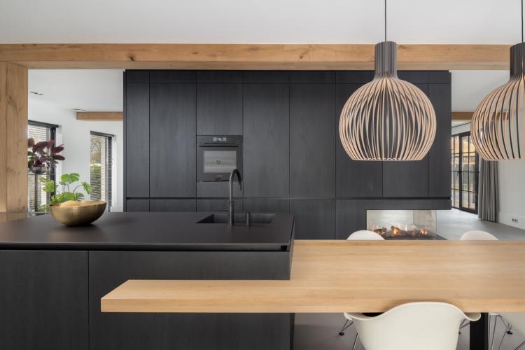 Woonhuis met maatwerk interieur