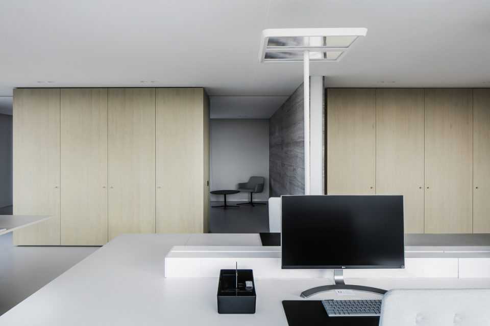 luxe kantoor met maatwerk kast