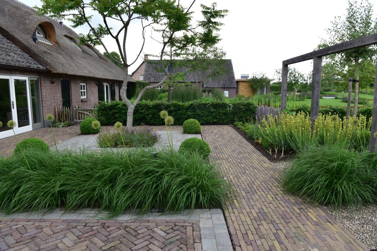 boerderij met tuin