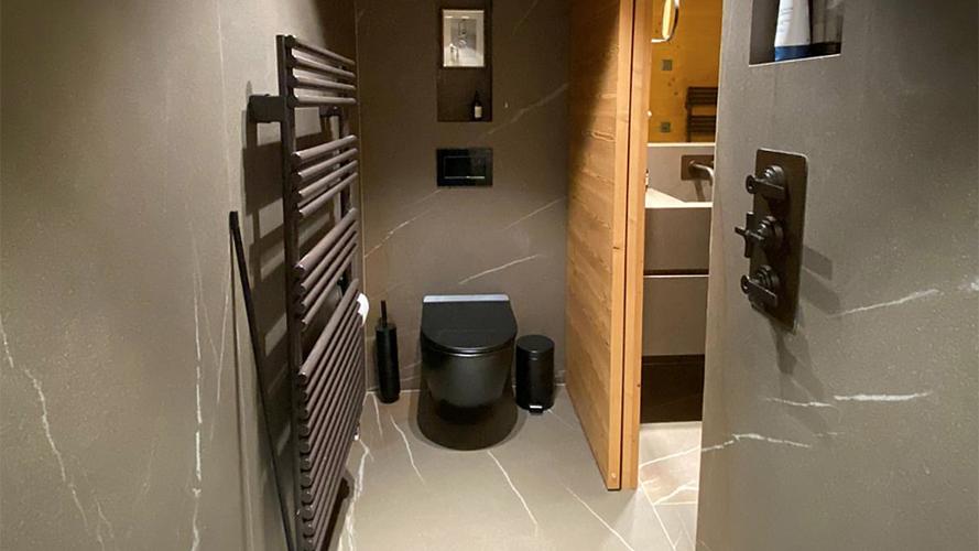 Chalet Zwitserland, creatieve design-badkamer