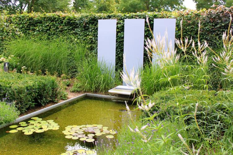 Tuin met vijver in Maastricht