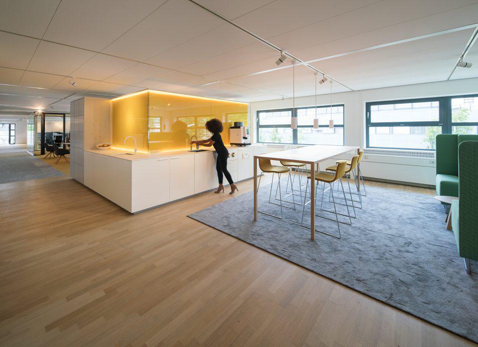 Hoofdkantoor ONVZ Houten | Best Interiors