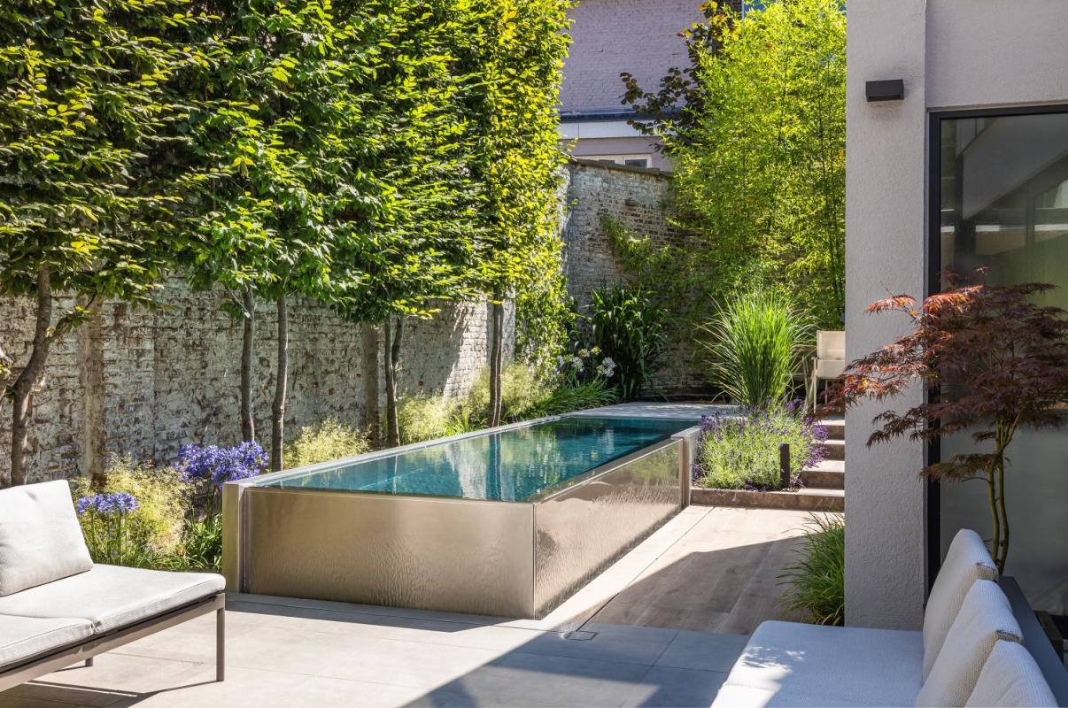 inox plunge pool met tuin