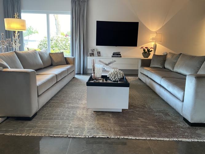 Luxe interieur met vloerkleed