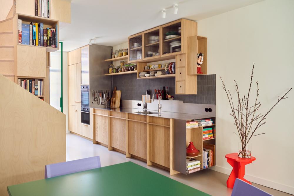 Historisch Amsterdams huis getransformeerd door studio RIANKNOP
