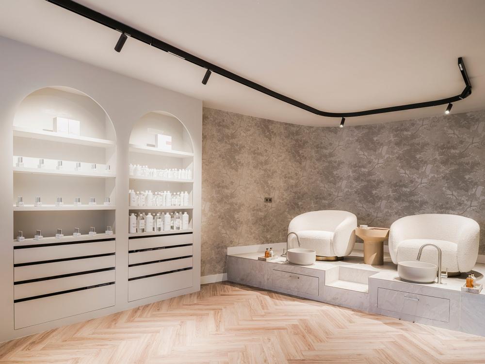 Nail Salon - By Fay met exclusieve verlichting