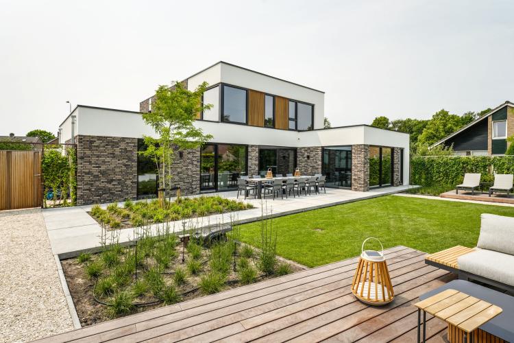 Moderne kubistische villa in Heemskerk