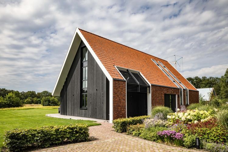 Schuin louvredak project Enschede