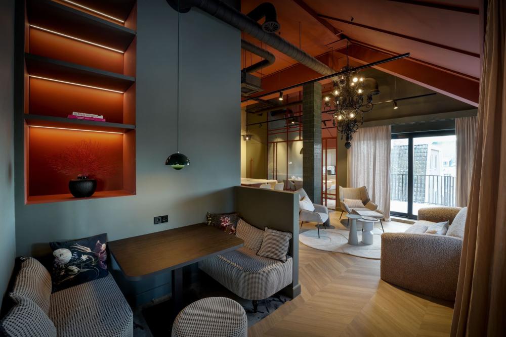 Kantoor met luxe verlichting