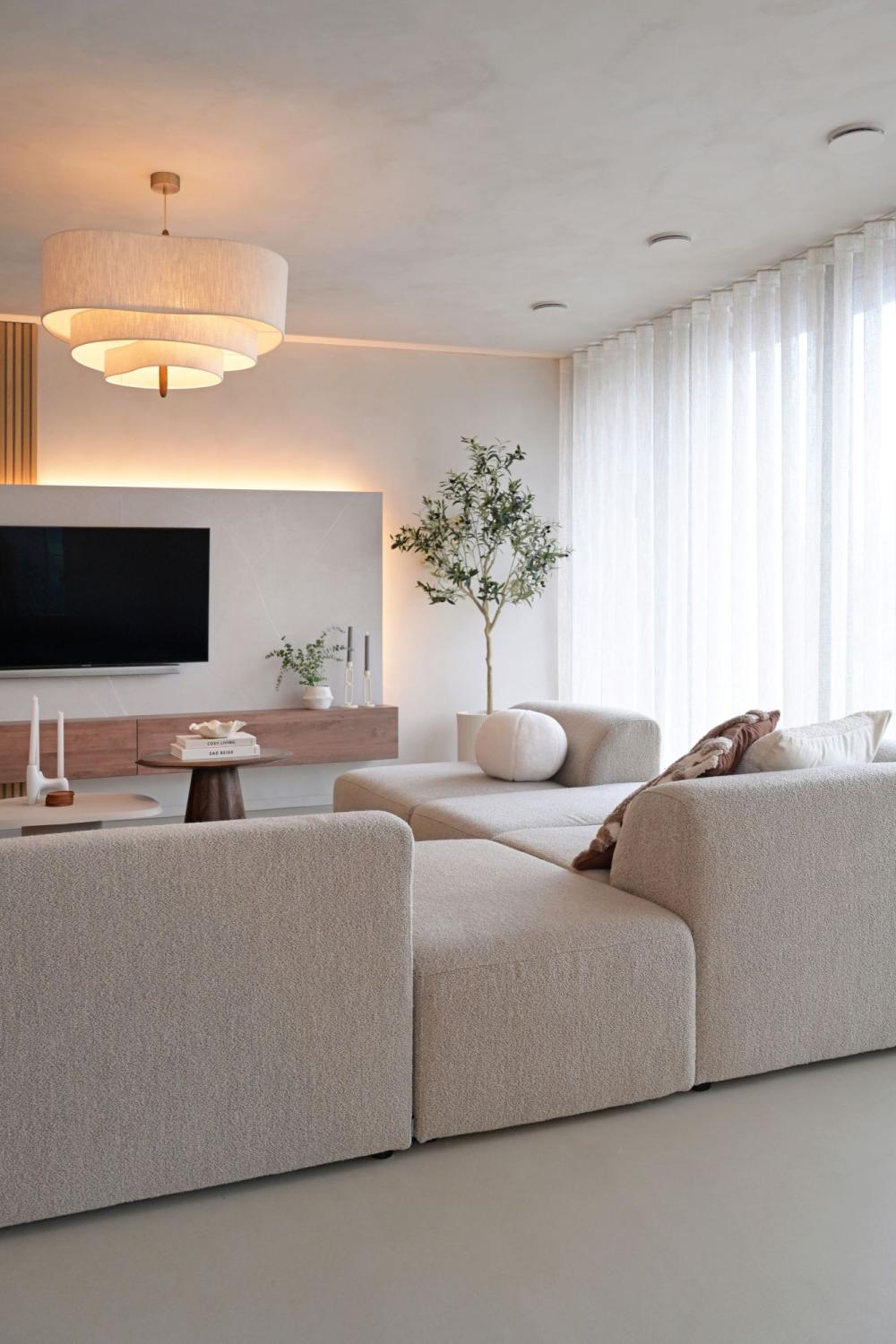 Interieur met Lavasteen gietvloer in Emmeloord