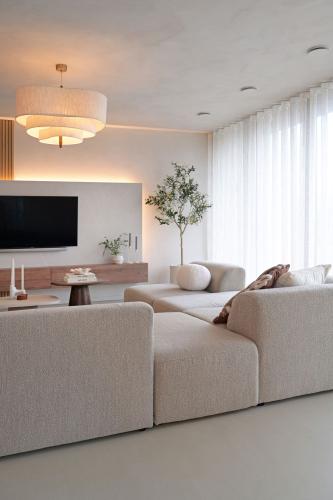 Interieur met Lavasteen gietvloer in Emmeloord