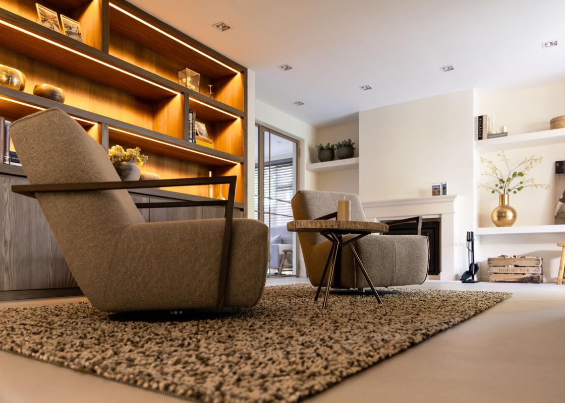 interieur met luxe vloer- en wandafwerking