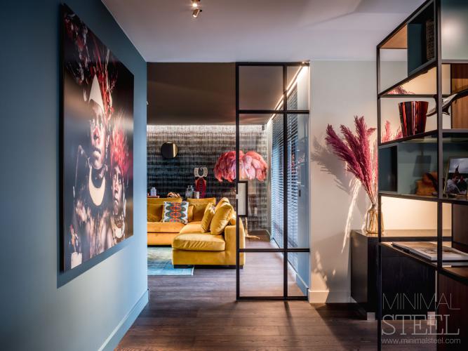 Prachtig interieur met maatwerk stalen deuren