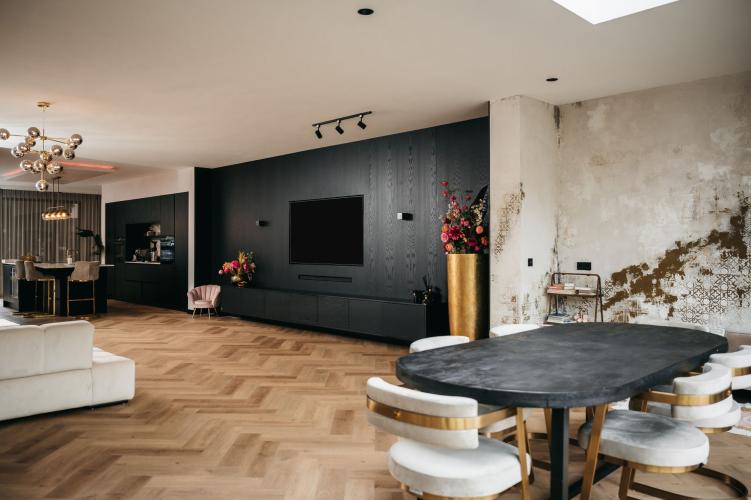 Luxe maatwerk cinewall in Amsterdam