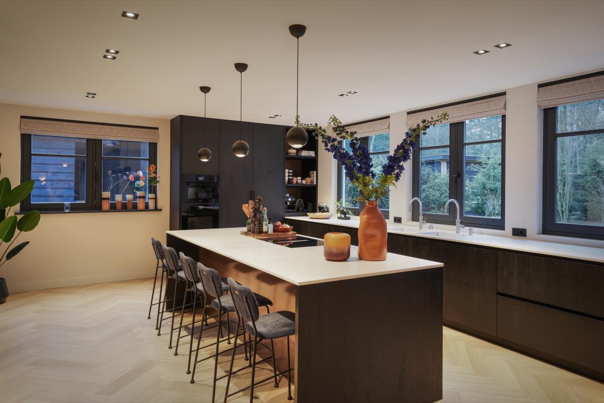 keuken met design verlichting